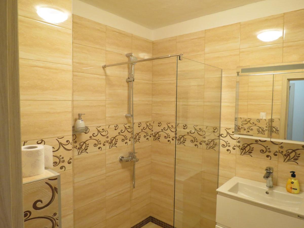 Apartemen б501.